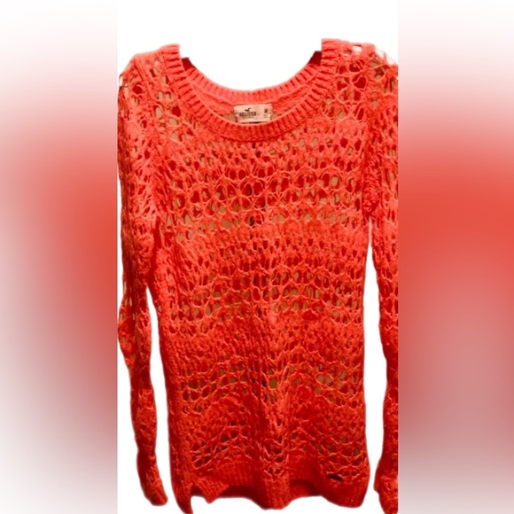 Hollister Sweaters - EUC Hollister Vintage Y2K Size Medium 
Open Knit Lightweight Sweater